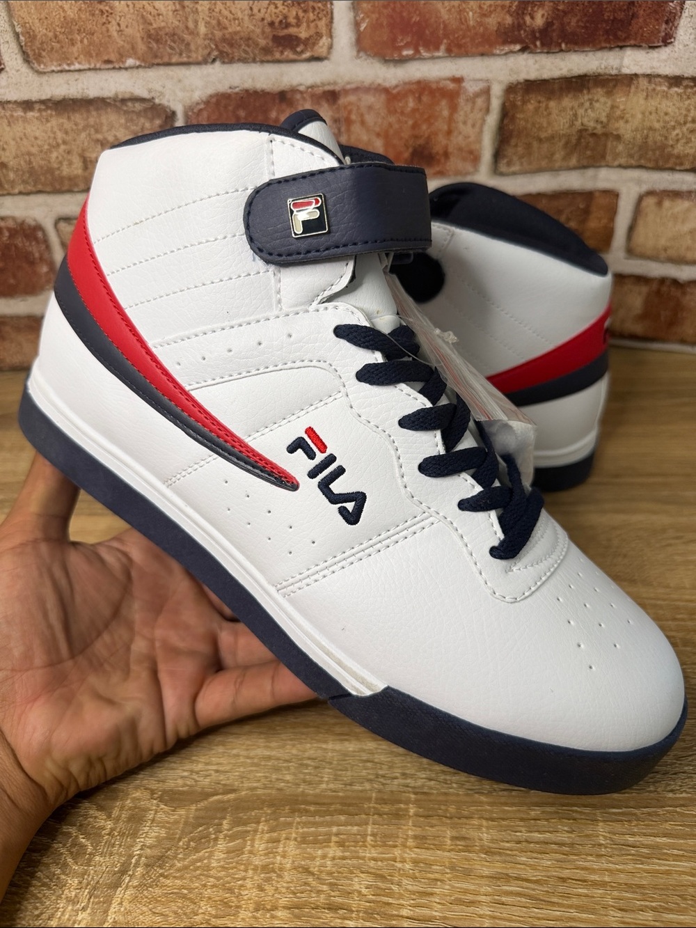Fila Mens Vulc 13 1SC60526-125 White Basketball Shoes Sneakers Size 11.5